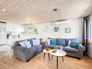 Televisión, chimenea