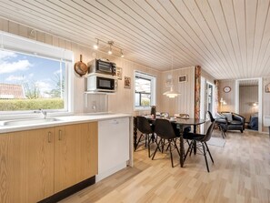 Køleskab, mikrobølgeovn, ovn, opvaskemaskine