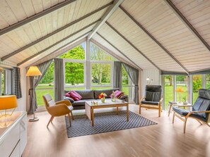 Fernseher, Kamin
