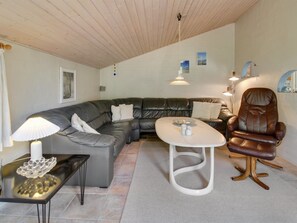 Téléviseur, foyer, lecteur de DVD
