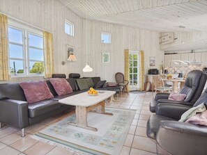 Téléviseur, foyer, lecteur de DVD