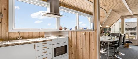 Køleskab, mikrobølgeovn, ovn, opvaskemaskine