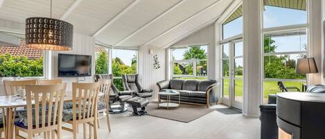 تلفزيون، مدفأة