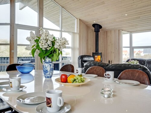 "Frido" - 400m from the sea by Interhome