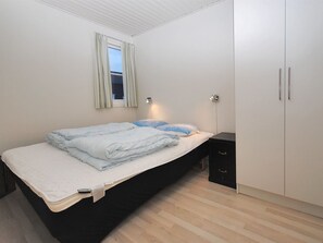 3 bedrooms, WiFi - "Ingeborre" - 100m to the fjord by Interhome (Vestervig)