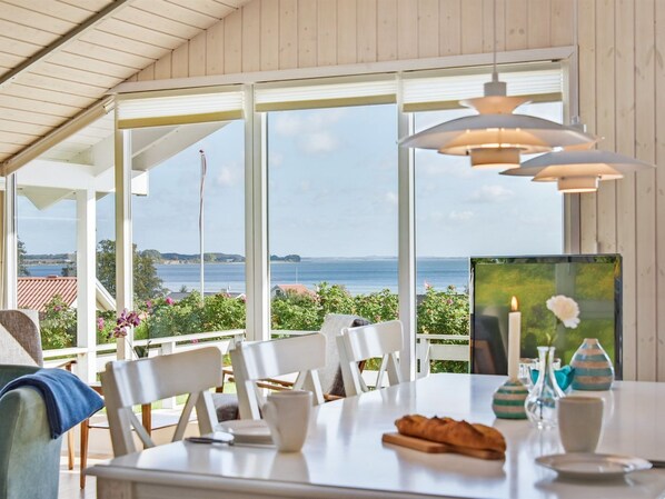 Dining - "Apsolon" - 150m from the sea by Interhome (Sjølund)