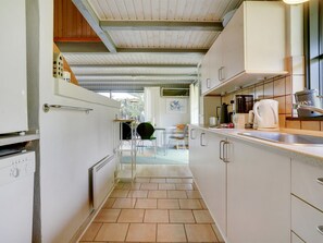 Køleskab, mikrobølgeovn, ovn, opvaskemaskine