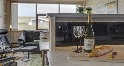 "Hansen" - 75m from the sea by Interhome