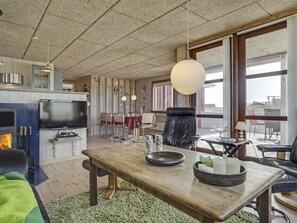 Tv, pejs, dvd-afspiller