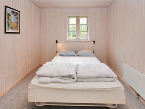 3 bedrooms, Internet