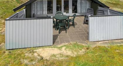 "Keijo" - 1.5km from the sea by Interhome