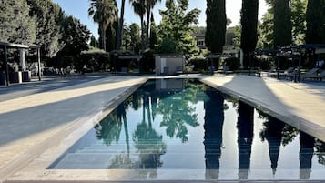 Piscina stagionale all'aperto