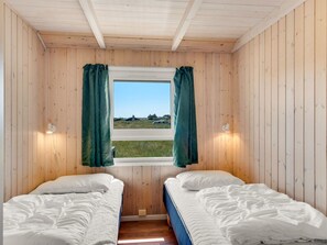 3 bedrooms, internet