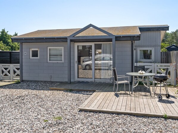 Outdoor dining - "Alvina" - 25m from the sea by Interhome (Otterup)