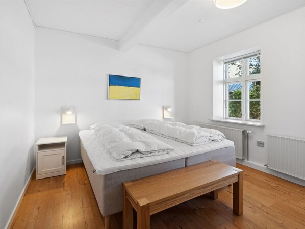 7 makuuhuonetta, internet