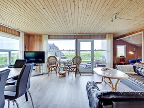 Fernseher, DVD-Player