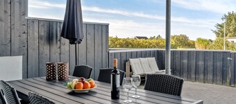 "Katharine" - 600m from the sea by Interhome