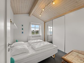 3 bedrooms, WiFi