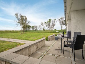 Outdoor dining - "Annagrete" - 12km from the sea by Interhome (Højer)