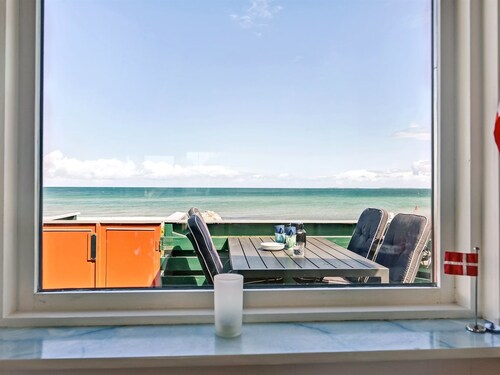 "Eldar" - 5m from the sea by Interhome