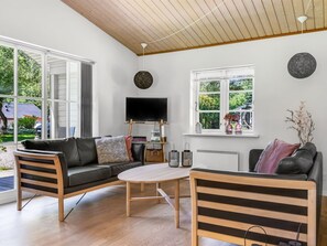 TV - "Eryka" - 28km from the sea by Interhome (Toftlund)