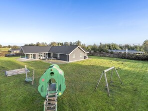Children’s area - "Berenika" - 500m from the sea by Interhome (Løkken)