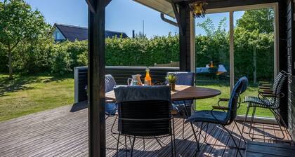 "Gunhil" - 200m from the sea by Interhome