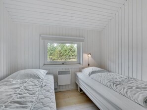 3 bedrooms, Internet - "Lisbeth" - 400m from the sea by Interhome (Sjællands Odde)