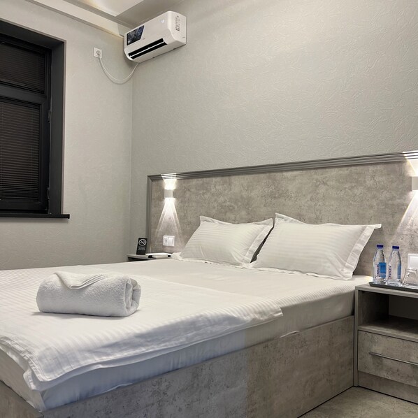 Standard Double Room | Premium bedding, desk, soundproofing, iron/ironing board