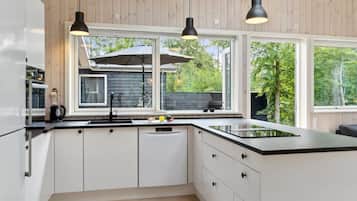 Réfrigérateur, micro-ondes, four, lave-vaisselle