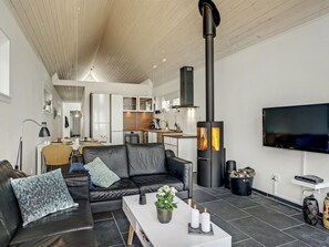 Tv och eldstad
