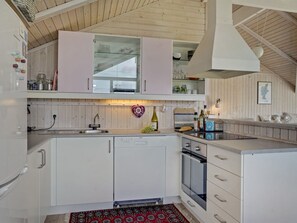 Fridge, microwave, dishwasher, cookware/dishes/utensils