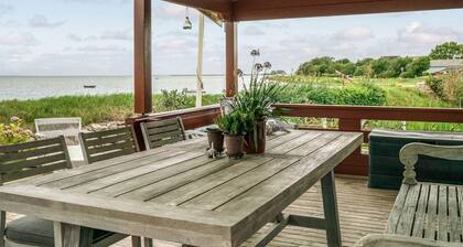 "Topi" - 15m from the sea by Interhome