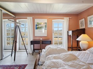 13 chambres, accès Internet