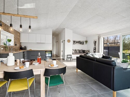 "Asel" - 350m from the sea by Interhome
