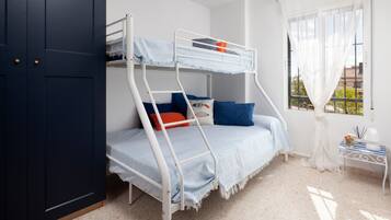 3 habitaciones, wifi gratis y ropa de cama