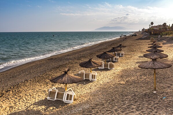 Beach nearby - Holiday Home 'Brisa Del Mar' with Terrace, Garden & Wi-Fi (Vélez Málaga)