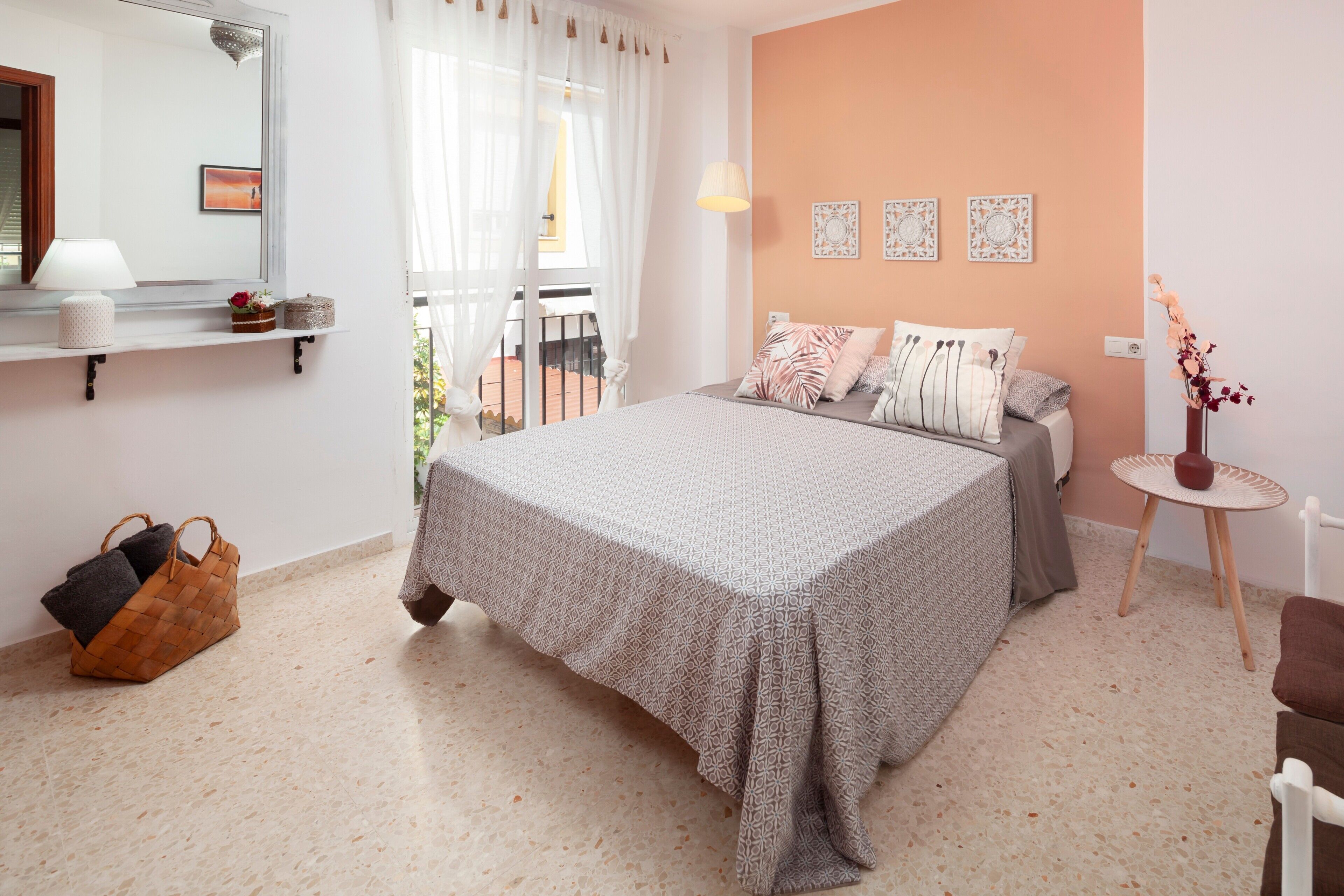 3 bedrooms, free WiFi, bed sheets