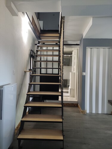 Appartement "Chez Nono Et Vero" avec vue sur les montagnes, terrasse privée et Wi-Fi