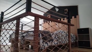 1 chambre, fer et planche à repasser, Wi-Fi gratuit, draps fournis