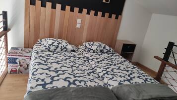 1 bedroom, iron/ironing board, free WiFi, bed sheets