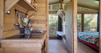 Glamping 'Familiare Vicino Al Mare' mit privater Terrasse, privatem Garten und WLAN