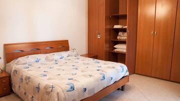 1 Schlafzimmer, kostenloses WLAN, BettwÀsche