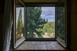 Interior - Farmhouse 'Mas Alba' with Mountain View, Private Pool and Wi-Fi (Terradelles Girona)