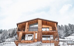 Exterior - Vista Dolomites apartment 'Activity' with Mountain View, Private Garden and Wi-Fi (S. Cristina)