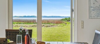 "Vemund" - 100m to the fjord by Interhome