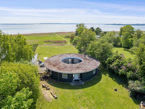 "Vemund" - 100m to the fjord by Interhome