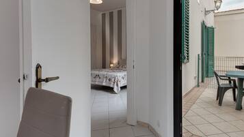 1 camera, ferro/asse da stiro, Wi-Fi gratuito, lenzuola