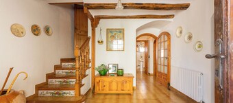 Chalet 'Ca La Rosalia' with Mountain View, Private Pool, Garden & Wi-Fi