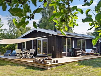 "Thordgrim" - 600m from the sea by Interhome